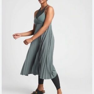 Athleta Gray Midi Dress